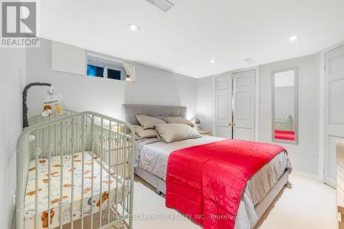 93 Peter Street, Hamilton, ON - Indoor Photo Showing Bedroom