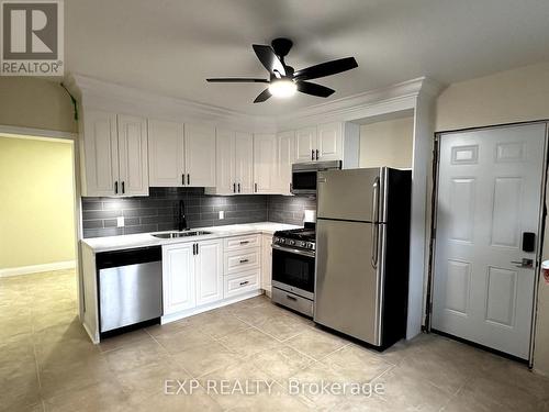 282-286 Queen Street N, Norfolk (Simcoe), ON - Indoor Photo Showing Kitchen