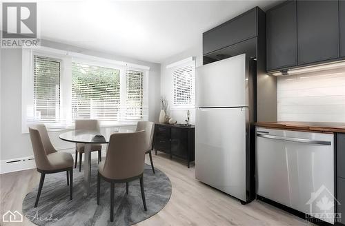 214 Hannah Street Street, Ottawa, ON - Indoor Photo Showing Dining Room