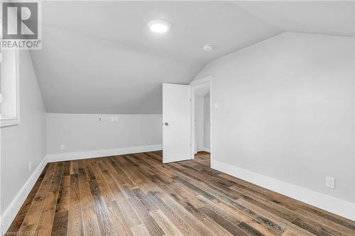 15 Clearview Street, Guelph, ON - Indoor Photo Showing Other Room