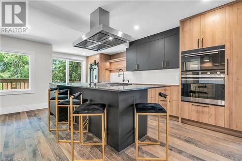 15 Clearview Street, Guelph, ON - Indoor Photo Showing Kitchen