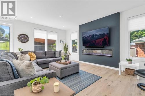 304 Kathleen Street, Guelph, ON - Indoor Photo Showing Living Room With Fireplace