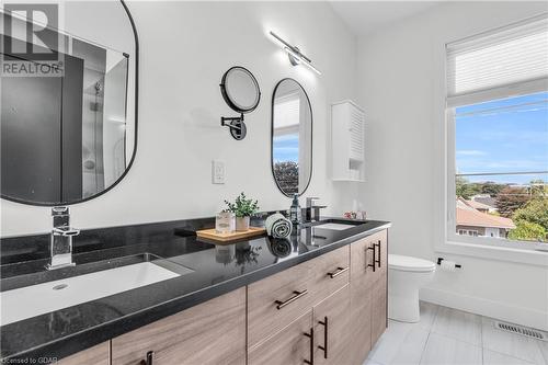 304 Kathleen Street, Guelph, ON - Indoor Photo Showing Bathroom