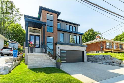 304 Kathleen Street, Guelph, ON - Outdoor