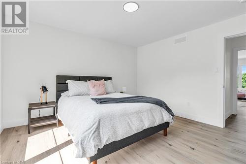 304 Kathleen Street, Guelph, ON - Indoor Photo Showing Bedroom