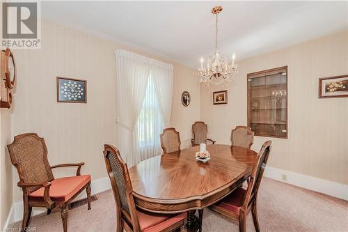 28 Roland Street, Guelph, ON - Indoor Photo Showing Dining Room