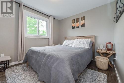 95 Crozier Street, Grand Valley, ON - Indoor Photo Showing Bedroom