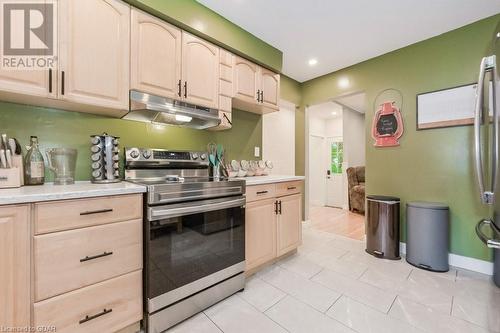 95 Crozier Street, Grand Valley, ON - Indoor Photo Showing Kitchen