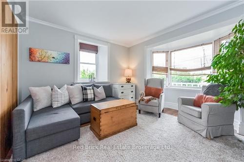 53 Victoria Street, Centre Wellington (Elora/Salem), ON - Indoor Photo Showing Living Room