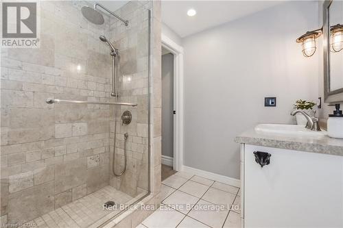 53 Victoria Street, Centre Wellington (Elora/Salem), ON - Indoor Photo Showing Bathroom