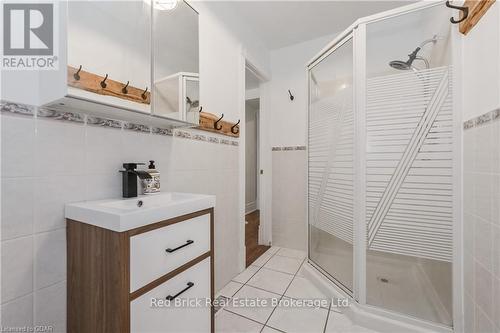 53 Victoria Street, Centre Wellington (Elora/Salem), ON - Indoor Photo Showing Bathroom