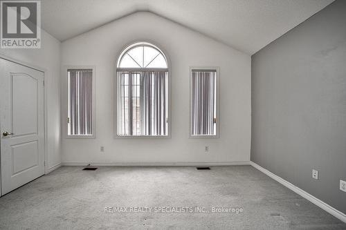 17 Pathmaster Road, Brampton, ON - Indoor Photo Showing Other Room