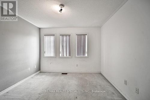 17 Pathmaster Road, Brampton, ON - Indoor Photo Showing Other Room