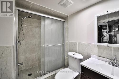 17 Pathmaster Road, Brampton, ON - Indoor Photo Showing Bathroom