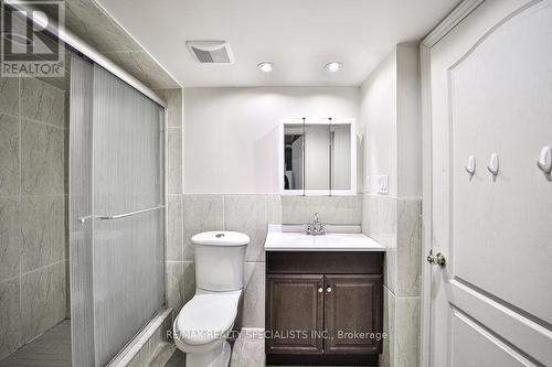 17 Pathmaster Road, Brampton, ON - Indoor Photo Showing Bathroom