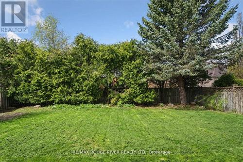 1922 Mapleridge Drive, Peterborough, ON - Outdoor