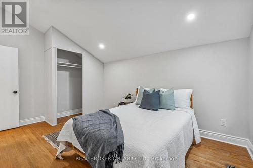 44 Ladysbridge Drive, Toronto, ON - Indoor Photo Showing Bedroom