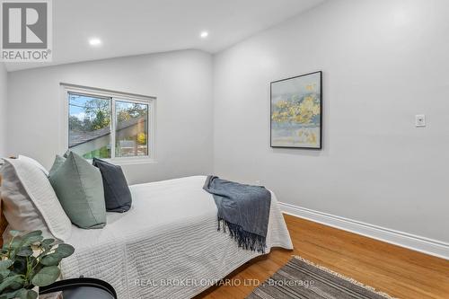 44 Ladysbridge Drive, Toronto, ON - Indoor Photo Showing Bedroom