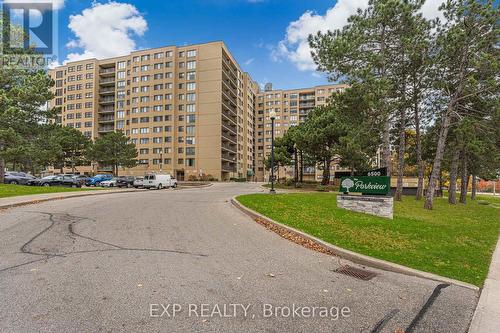 815 - 6500 Montevideo Road, Mississauga, ON - Outdoor With Facade