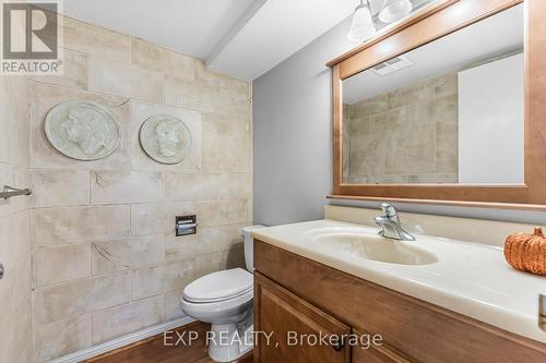 815 - 6500 Montevideo Road, Mississauga, ON - Indoor Photo Showing Bathroom