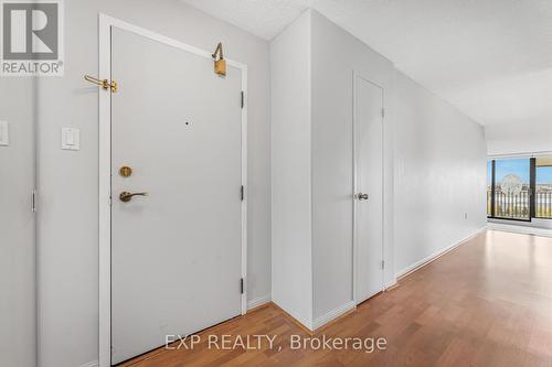 815 - 6500 Montevideo Road, Mississauga, ON - Indoor Photo Showing Other Room