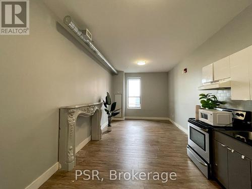 314 - 2870 Dundas Street W, Toronto, ON - Indoor