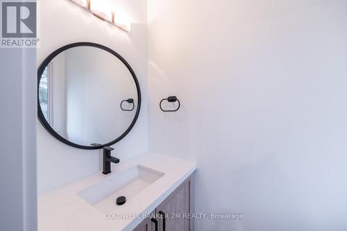 619 Alma Street, Scugog (Port Perry), ON - Indoor Photo Showing Bathroom