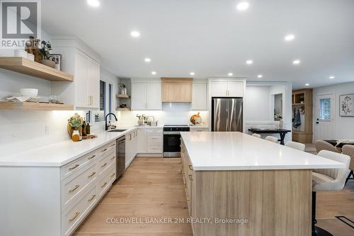 619 Alma Street, Scugog (Port Perry), ON - Indoor Photo Showing Kitchen With Upgraded Kitchen