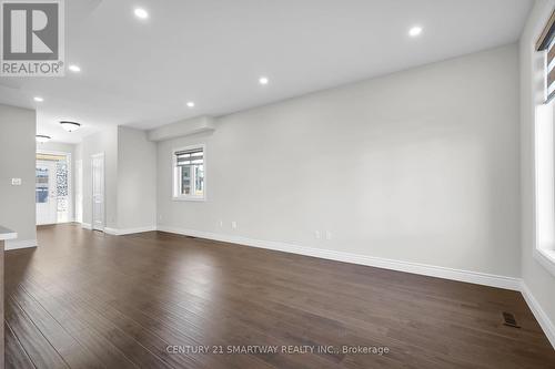 1592 Henrica Avenue, London, ON - Indoor Photo Showing Other Room