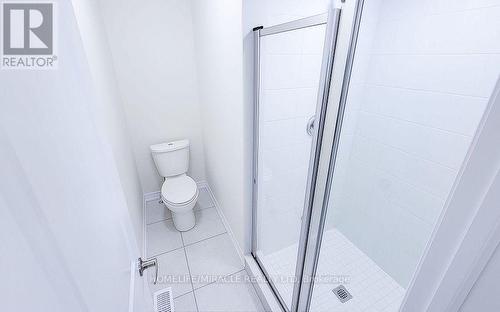 272 Broadacre Drive, Kitchener, ON - Indoor Photo Showing Bathroom