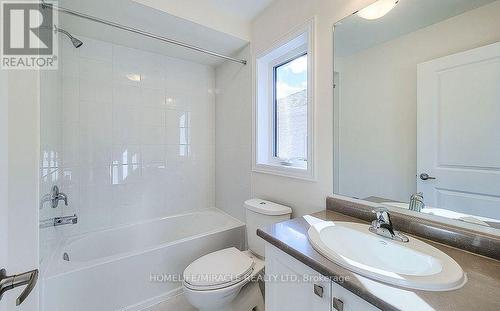 272 Broadacre Drive, Kitchener, ON - Indoor Photo Showing Bathroom