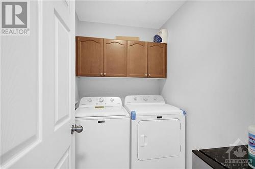 158 Lamplighters Drive, Ottawa, ON - Indoor Photo Showing Laundry Room