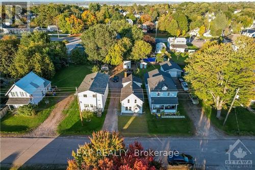 593 B Hamilton Street W, Laurentian Valley, ON - Outdoor With View