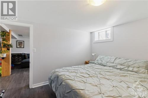 243 Clare Street, Ottawa, ON - Indoor Photo Showing Bedroom