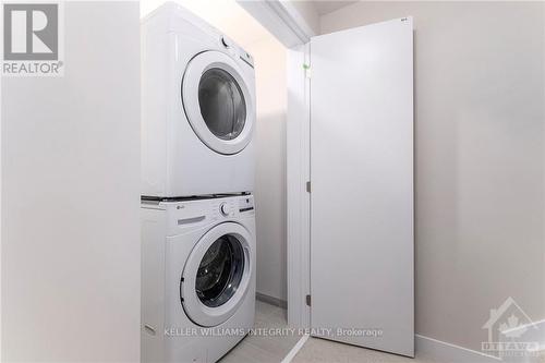 193 Beebalm Crescent, Ottawa, ON - Indoor Photo Showing Laundry Room