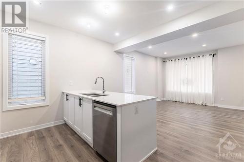 193 Beebalm Crescent, Ottawa, ON - Indoor Photo Showing Kitchen With Double Sink