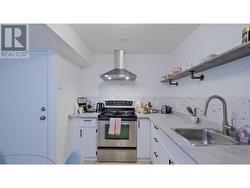 Suite Kitchen - 