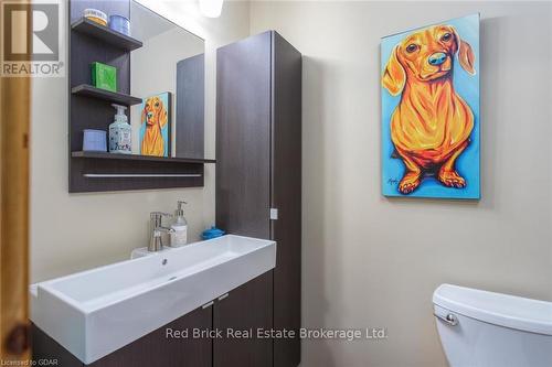 68 Mcnab Street E, Centre Wellington (Elora/Salem), ON - Indoor Photo Showing Bathroom