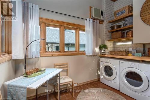 68 Mcnab Street E, Centre Wellington (Elora/Salem), ON - Indoor Photo Showing Laundry Room