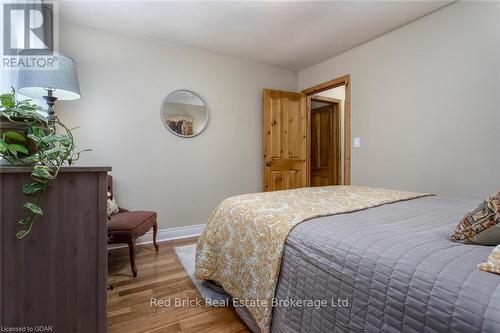 68 Mcnab Street E, Centre Wellington (Elora/Salem), ON - Indoor Photo Showing Bedroom