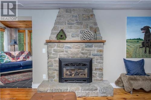 68 Mcnab Street E, Centre Wellington (Elora/Salem), ON - Indoor Photo Showing Living Room With Fireplace