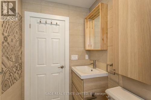 53 Alcorn Avenue, Toronto, ON - Indoor Photo Showing Bathroom