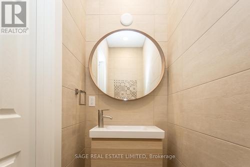 53 Alcorn Avenue, Toronto, ON - Indoor Photo Showing Bathroom