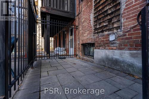 3 - 260 Sherbourne Street, Toronto, ON - Outdoor