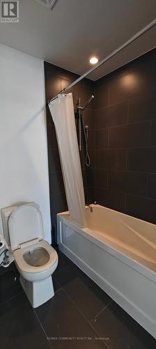 2505 - 159 Dundas Street E, Toronto, ON - Indoor Photo Showing Bathroom