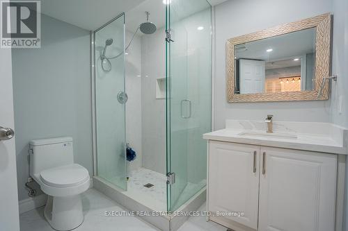 46 Willowbrook Drive, Whitby, ON - Indoor Photo Showing Bathroom