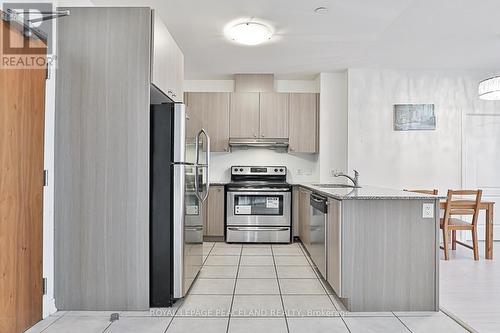 1119 - 8323 Kennedy Road, Markham, ON - Indoor Photo Showing Kitchen With Stainless Steel Kitchen