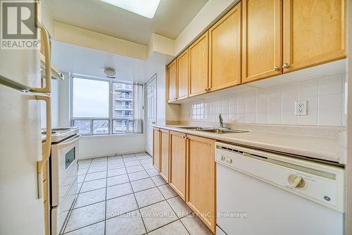 1515 - 8 Hillcrest Avenue, Toronto, ON - Indoor Photo Showing Kitchen With Double Sink