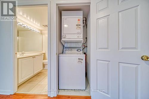 1515 - 8 Hillcrest Avenue, Toronto, ON - Indoor Photo Showing Laundry Room