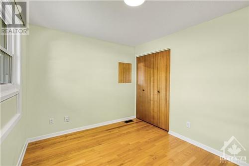 714 Buxton Crescent Unit#A, Ottawa, ON - Indoor Photo Showing Other Room